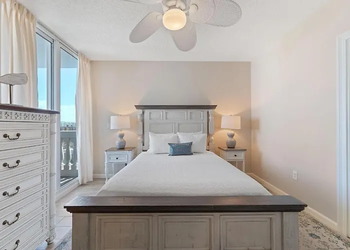 Colonnades 1601 Holiday home *